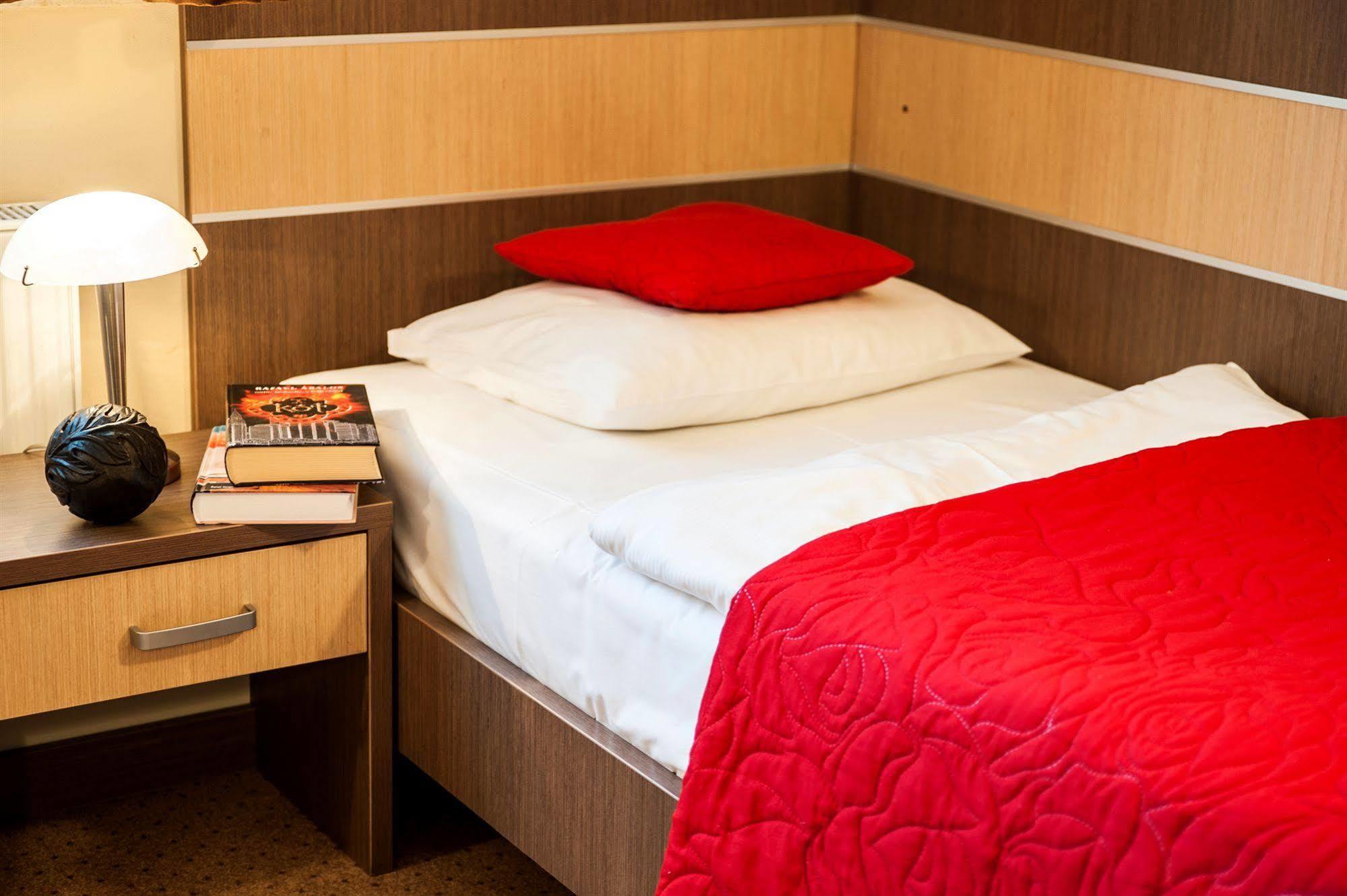 Hotel Sleep Wrocław Extérieur photo