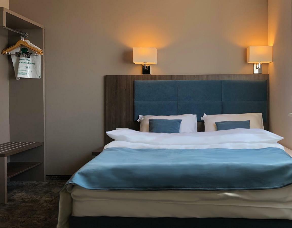 Hotel Sleep Wrocław Extérieur photo